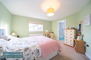 Bedroom- click for photo gallery